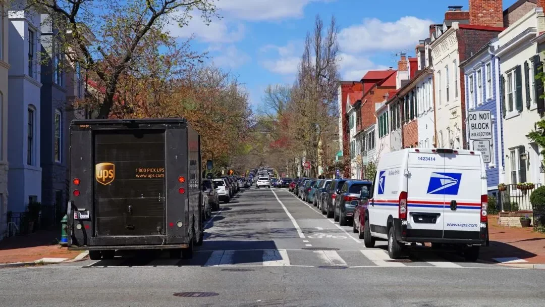 UPS, Postal Service to reunite for delivery of low-budget shipments - FreightWaves