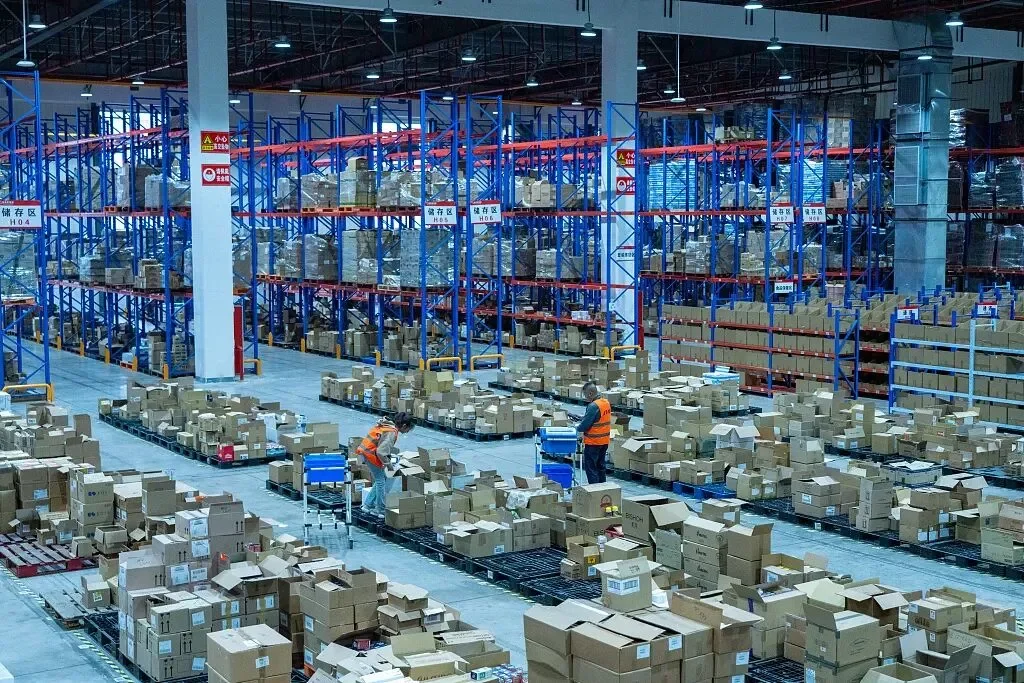 China pushes for construction of overseas warehouses | investinchina.chinaservicesinfo.com